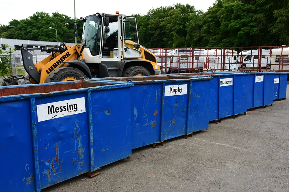 Altmetall-Container